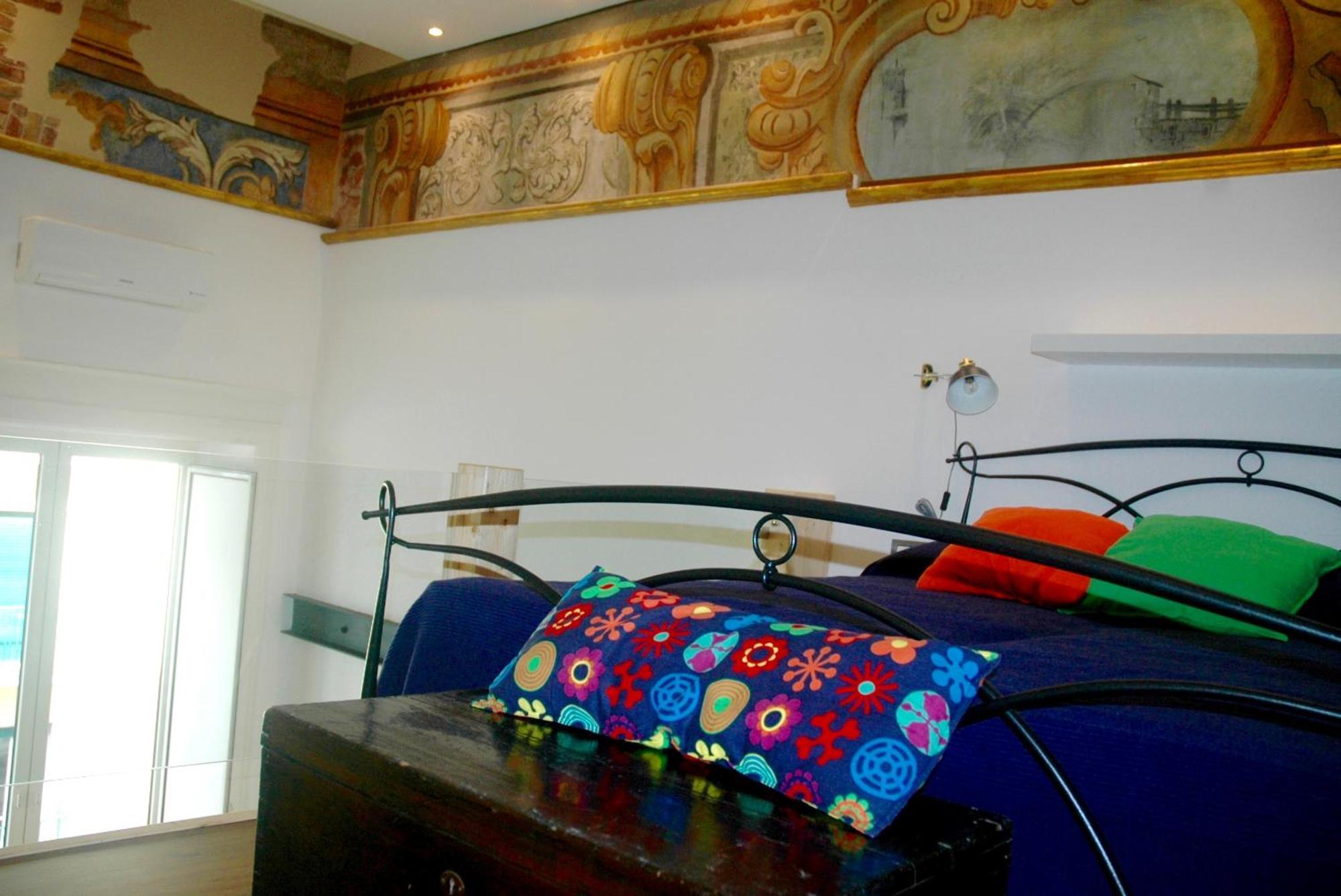 Casa Cesira Incentro Ξενοδοχείο Νάπολη Εξωτερικό φωτογραφία